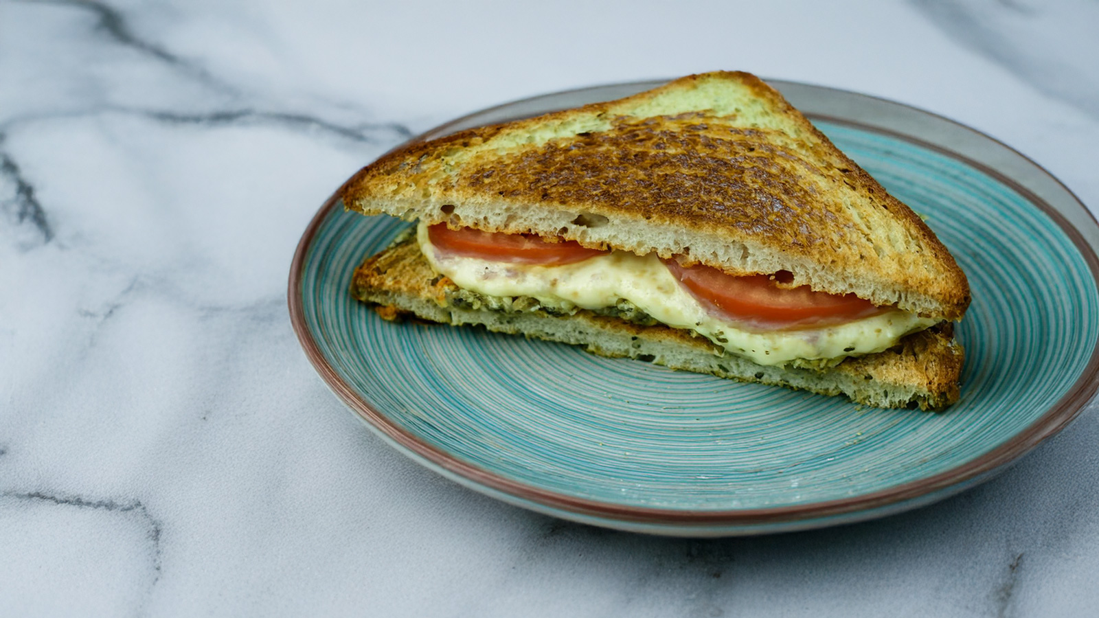 Tosti Caprese